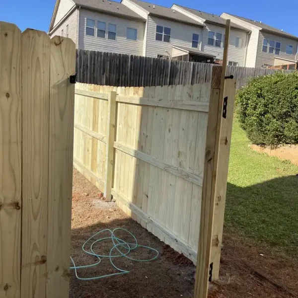 rg-fence-and-landscaping (14)